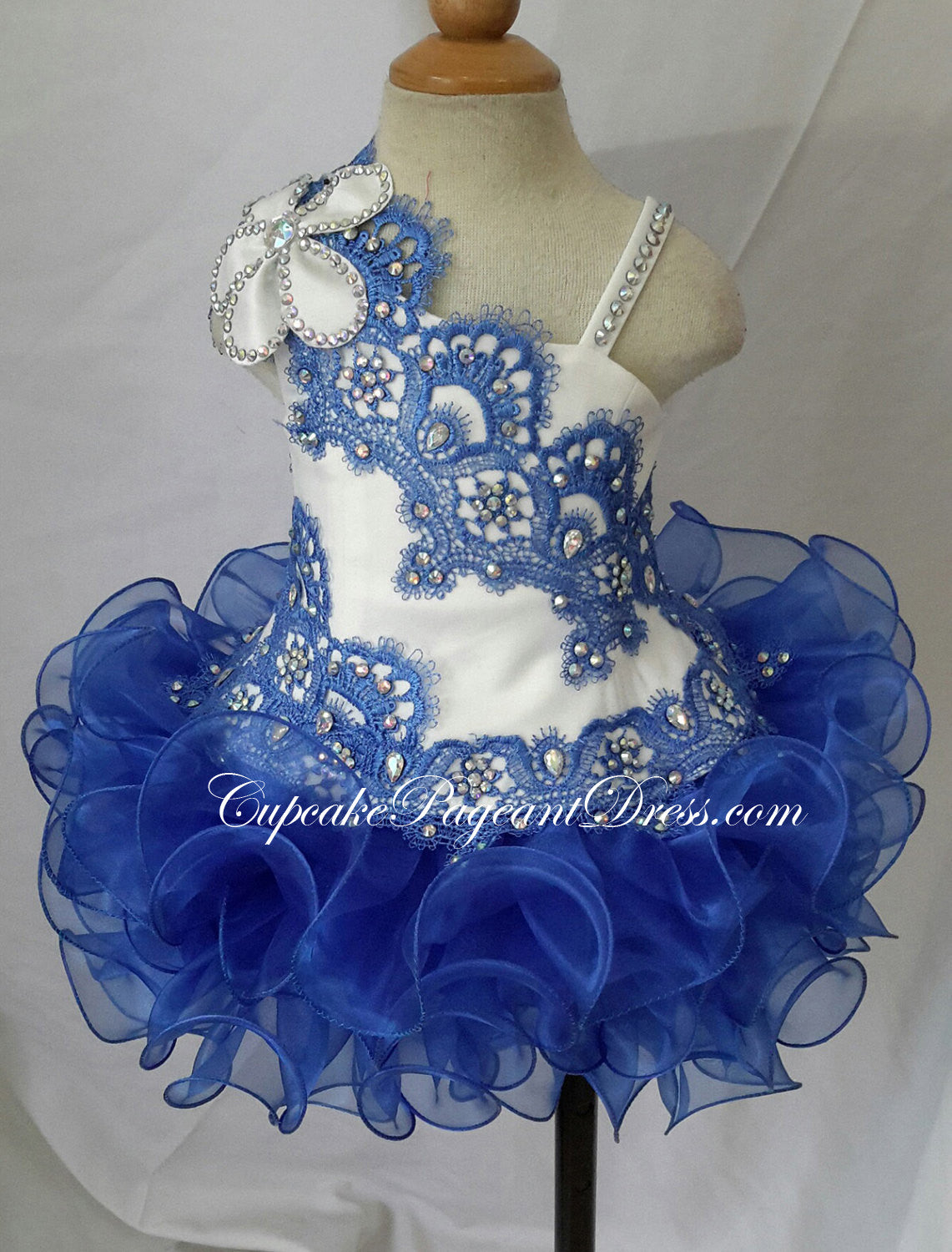 Newborn/Infant/toddler/baby/children/kids Girl's Pageant Dress - CupcakePageantDress